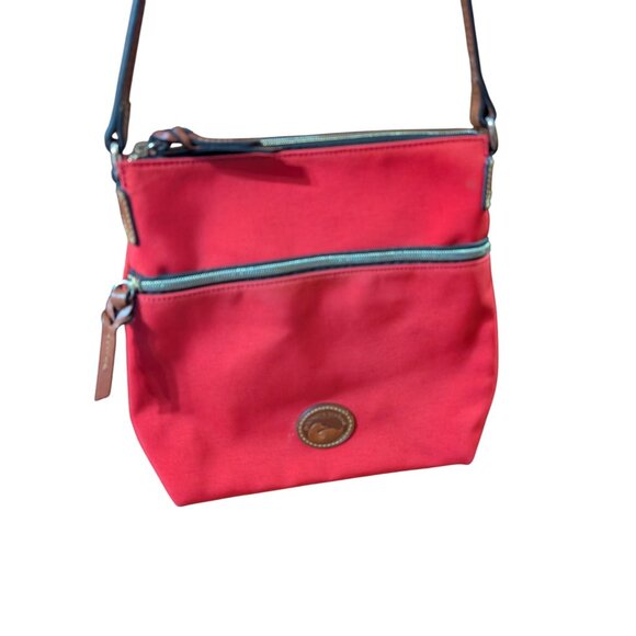 Dooney & Bourke Red Crossbody Purse With Adjustable Strap - Picture 2 of 6